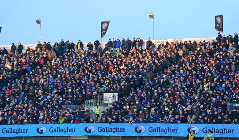 Photo credit: Pinnacle Photo Agency Ltd Picture of rugby fans watching premiership rugby Bach showing Gallagher branding